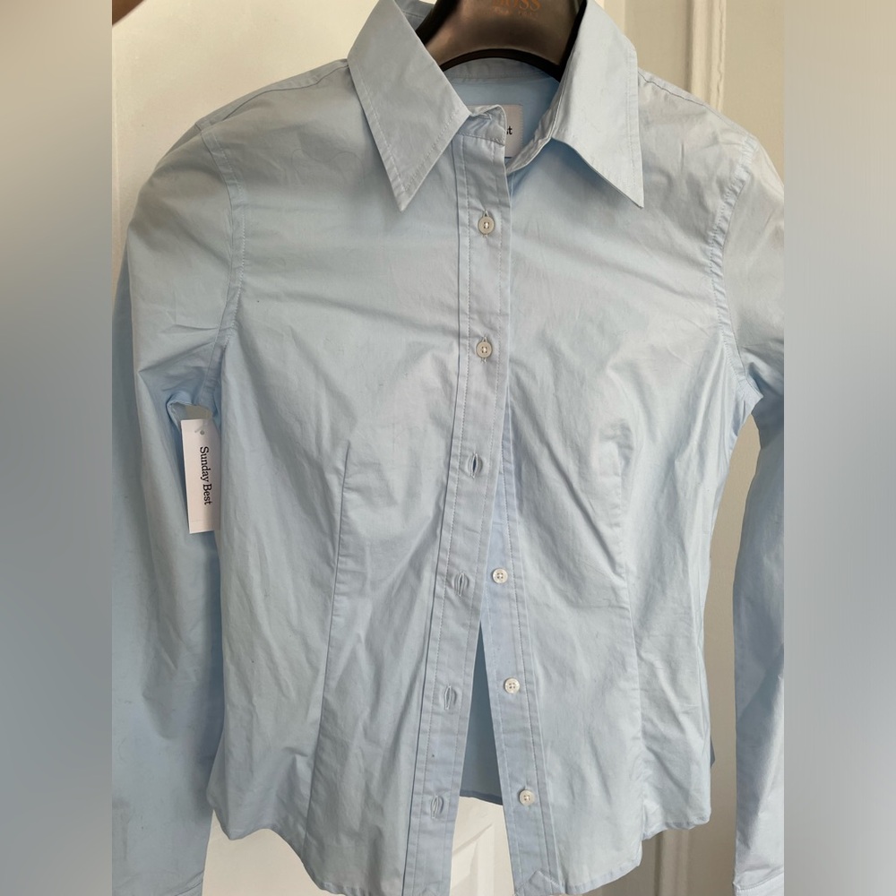 ARITZIA- Sunday Best button down